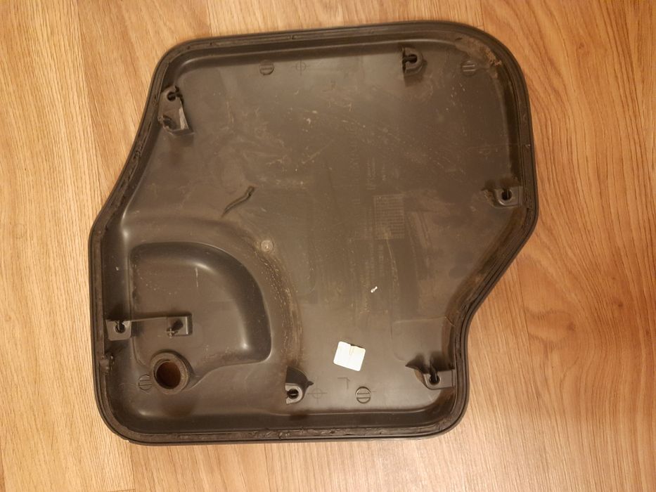 Карты расспашных дверей Reno Logan MCV