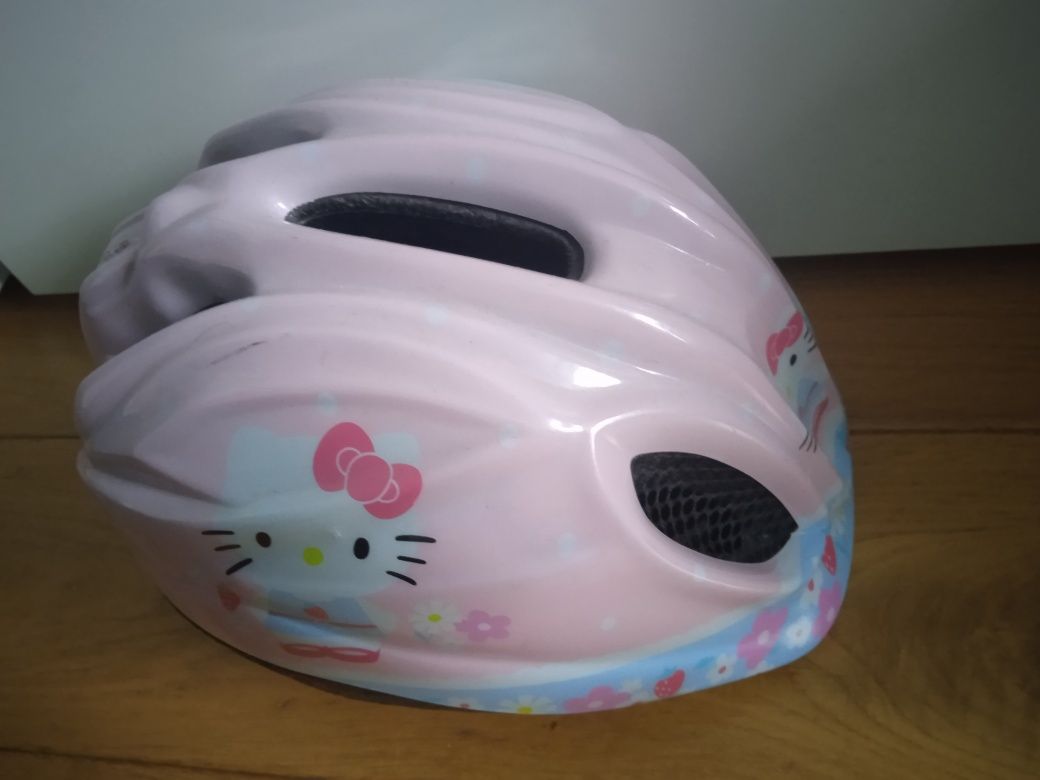 Sprzedam kask rowerowy Hello Kitty dla dziewczynki 3-7 lat