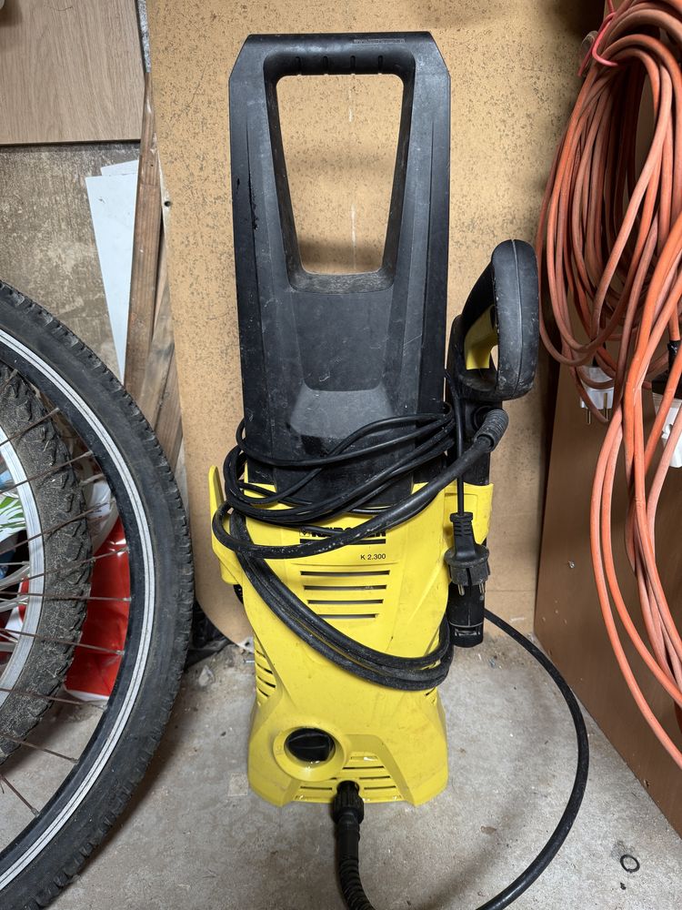 Karcher k2.300 avariada