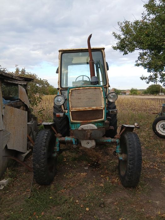 Продам трактор ЮМЗ 6 в доброму технічному стані.