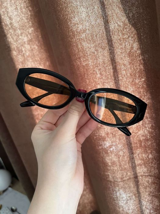 Очки солнцезащитные