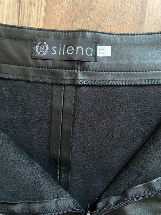 Чорна спідниця-олівець еко-шкіра