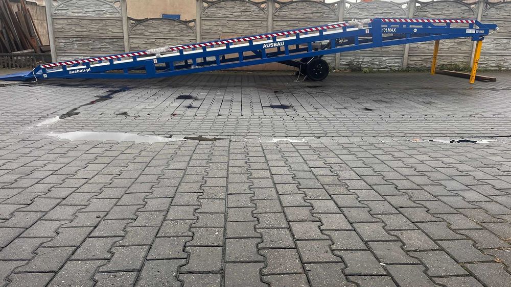 Rampa Mobilna najazdowa przeładunkowa rozładunkowa AUSBAU PRO10 NOWA