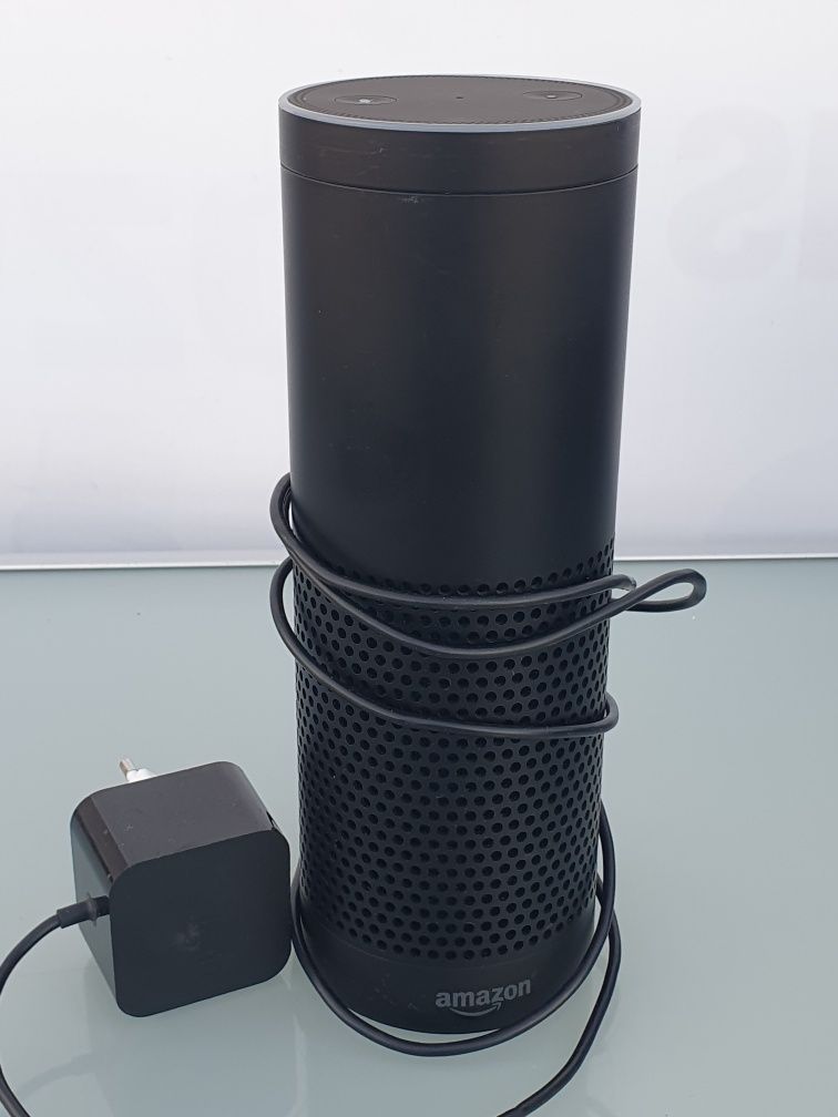 Głośnik multimedialny Amazon Echo ze sterowaniem głosem Alexa - czarny