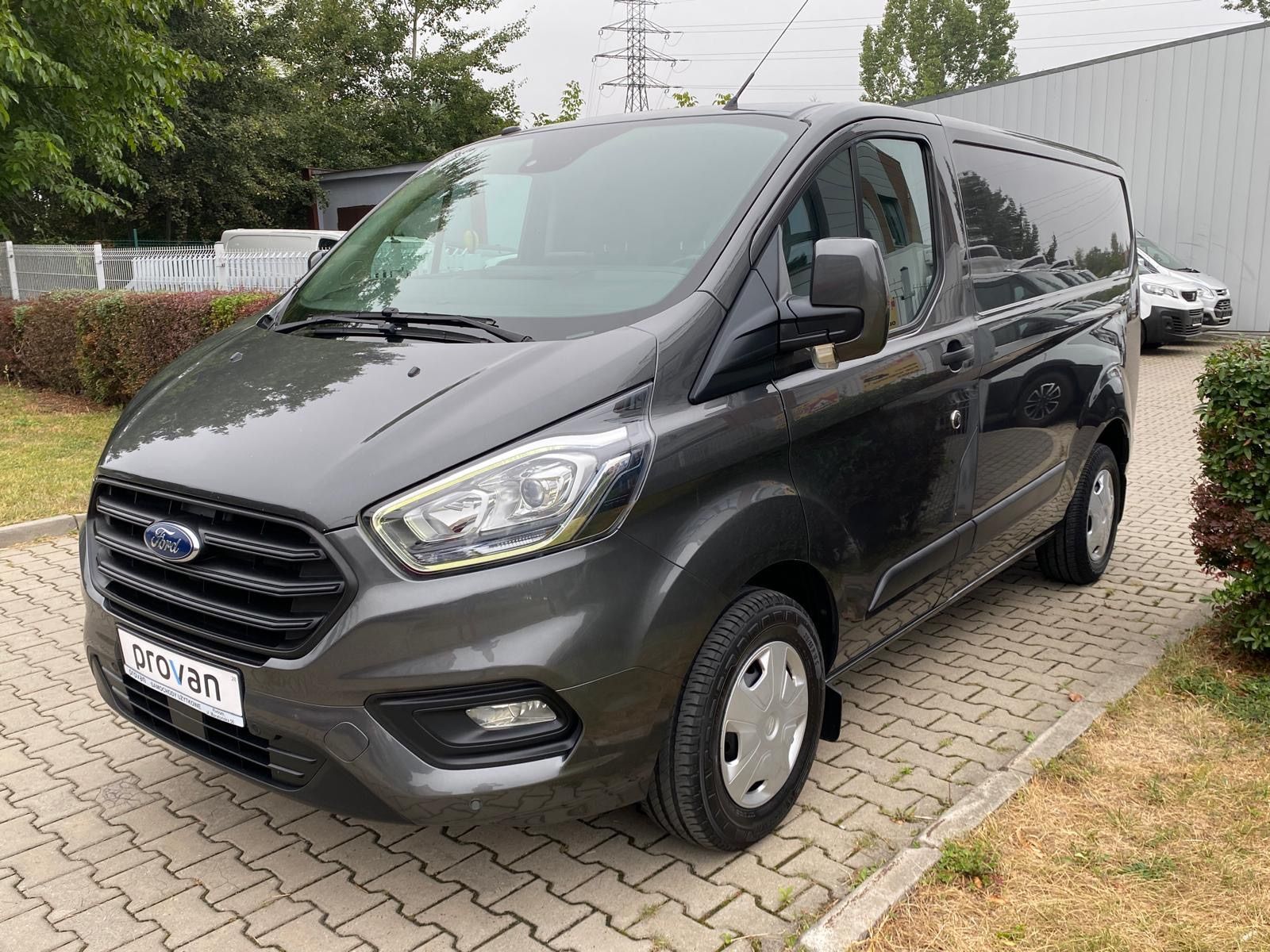 Ford TRANSIT CUSTOM 2.0 TDCI 130KM L1 ZABUDOWA WARSZTATOWA  serwis ASO FORD / bezwypadkowy