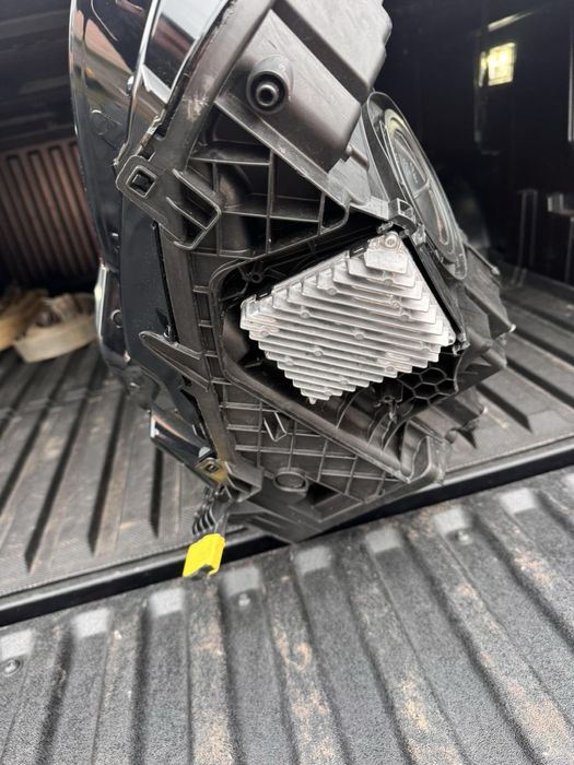 Фара Audi Q3 оригінал 2020-2024