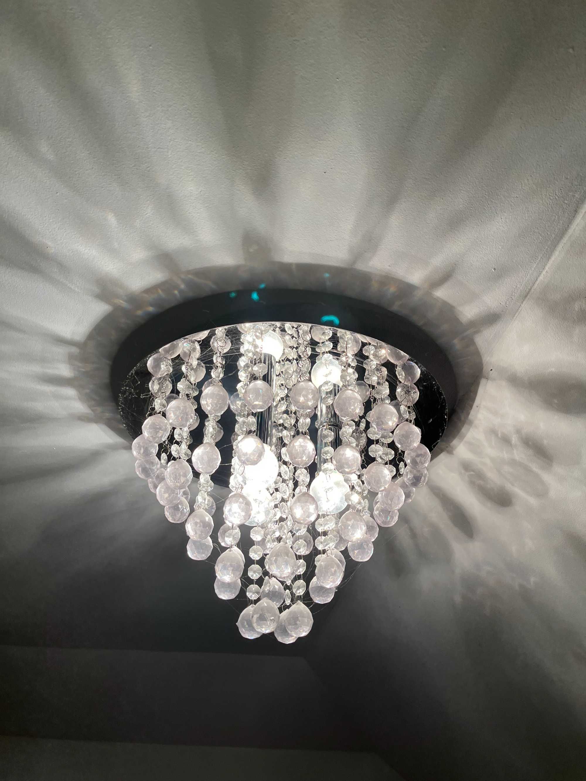 Żyrandol/ lampa wisząca- kryształki