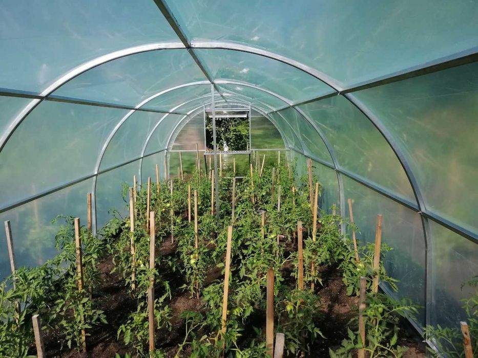 Теплиці під плівку та полікарбонат із труби 30*30мм, монтаж "під ключ"