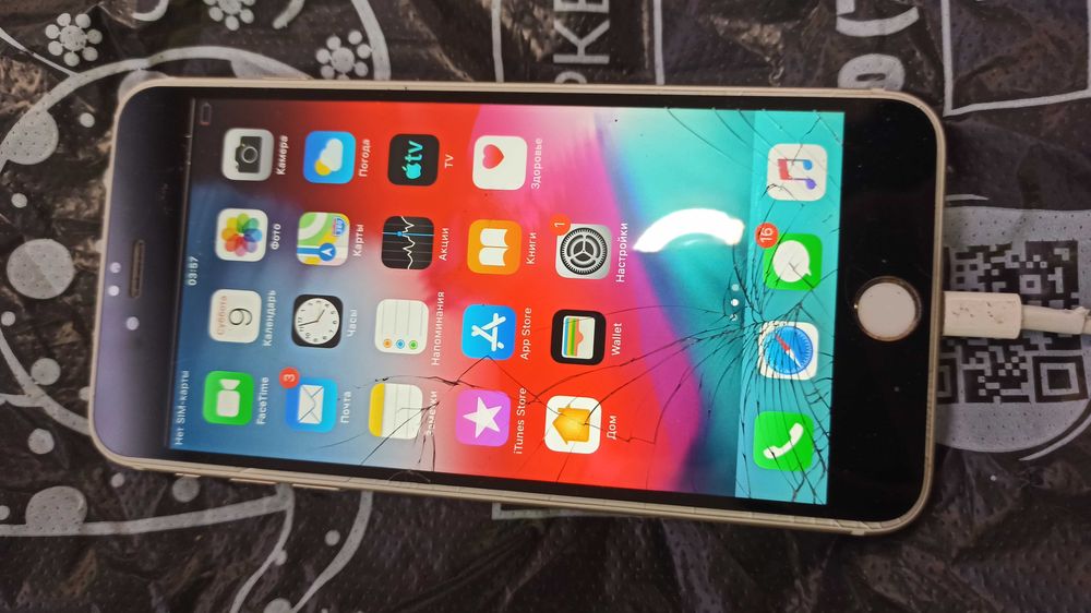 Телефон Apple IPhone 6 plus 64 gb