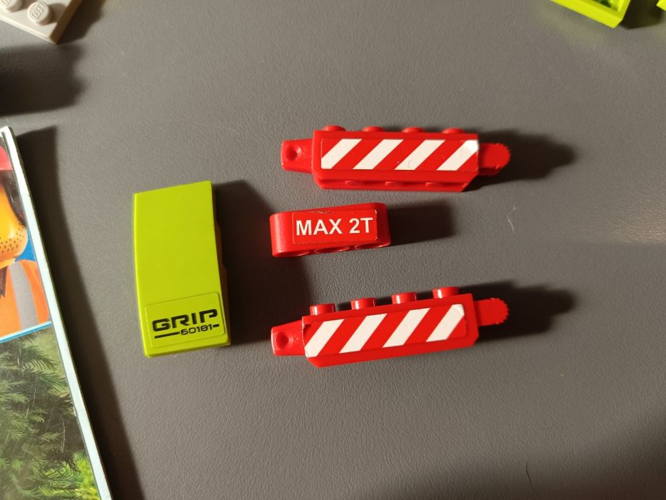 Lego city Traktor leśny 60181