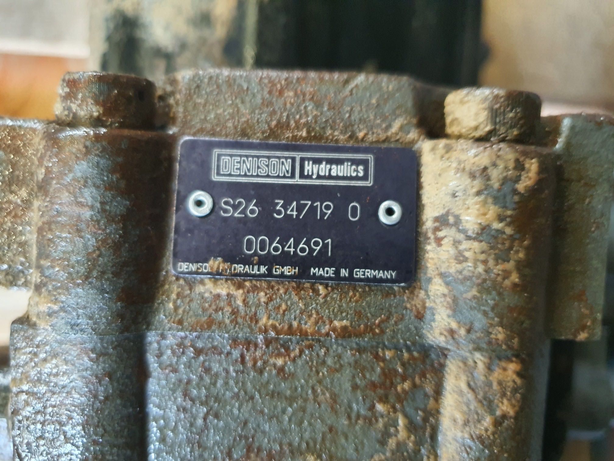 ładowarka hitachi LX 290 hydraulika komplet