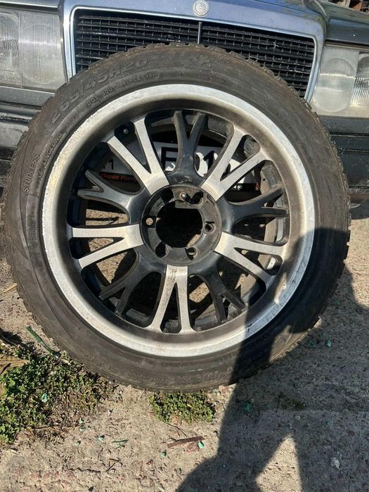 Продам 3 диски з новою зимовою резиною р20 низько профільні 265/45