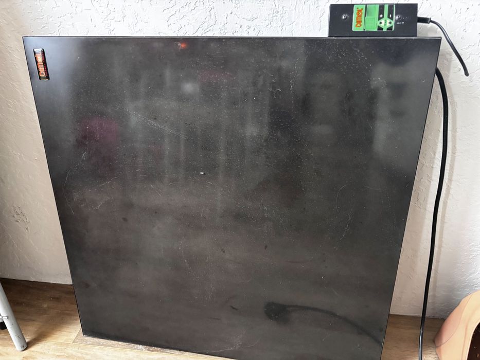 Керамічна панель для обігріву приміщень, офіс , дім, гараж , майстерні