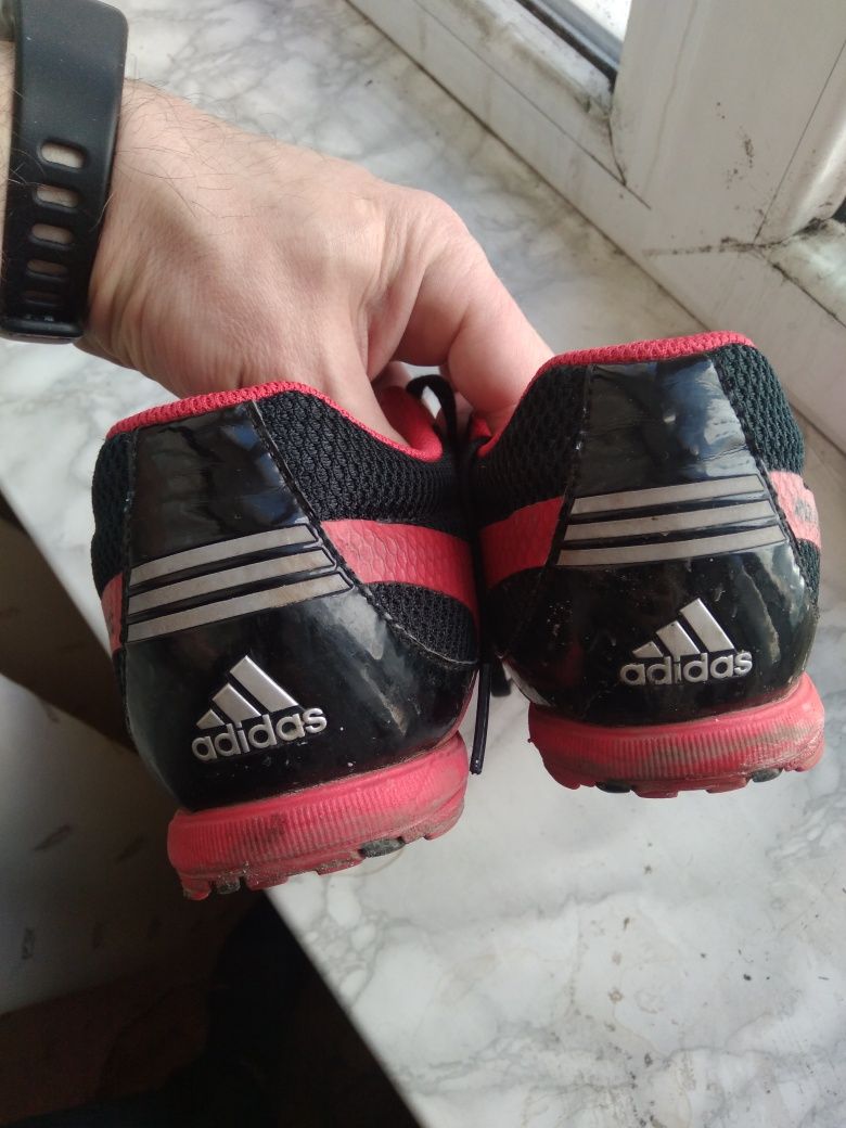 Продам кроси Adidas Neptun XC