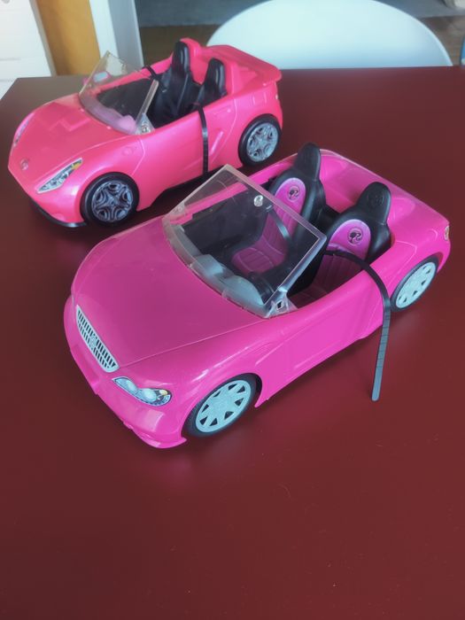 Carro descapotável barbie