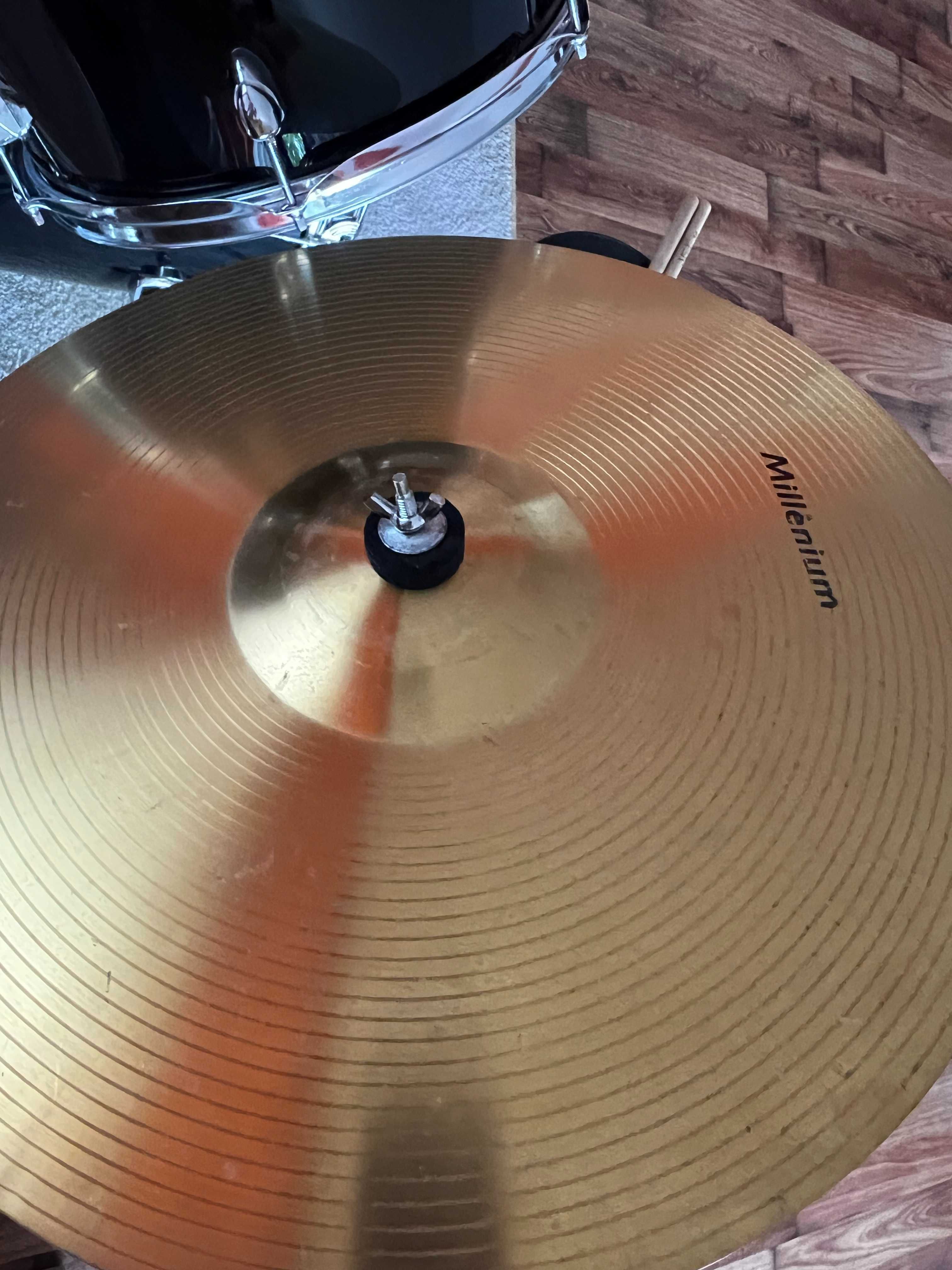 Perkusja Millenium 22'' stołek pałki kompletna