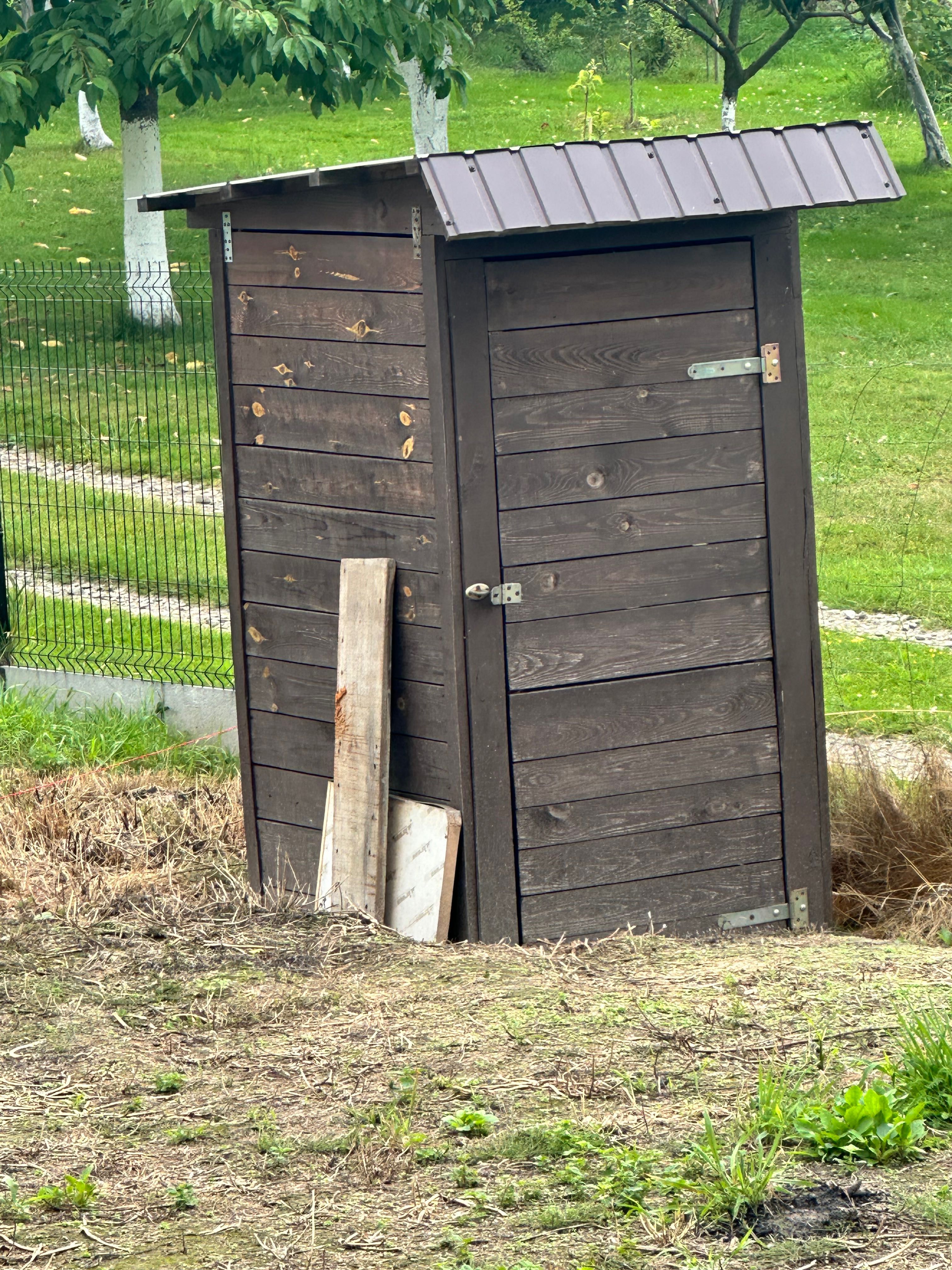 Budowlany WC sprzedam tanio!