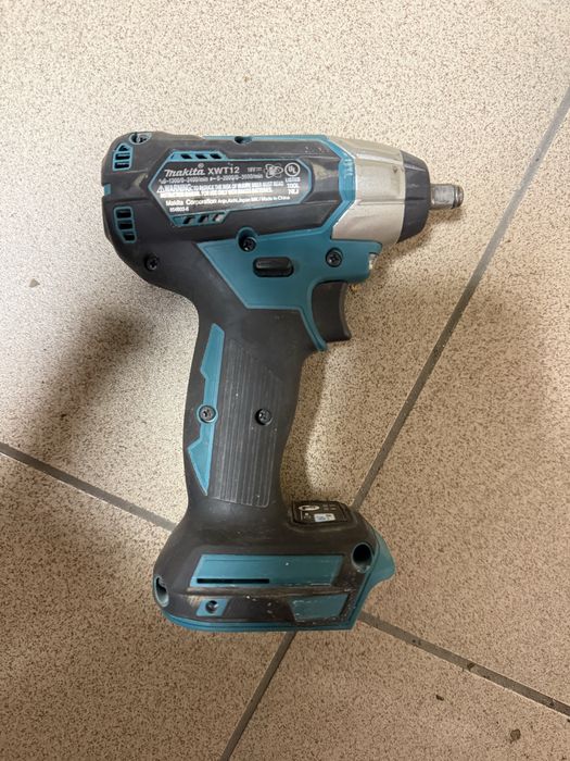 Klucz udarowy Makita 18v