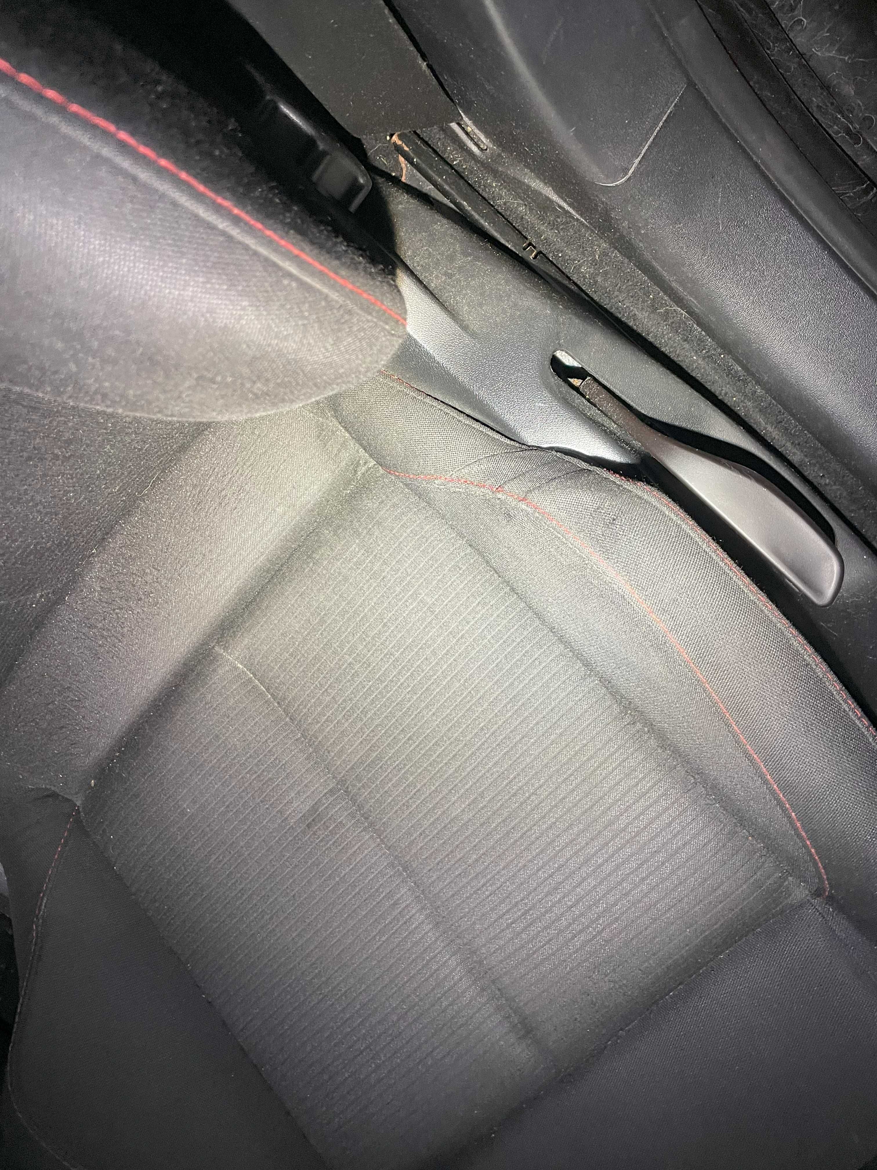 Fotele kubełki Seat Leon 2 Cupra