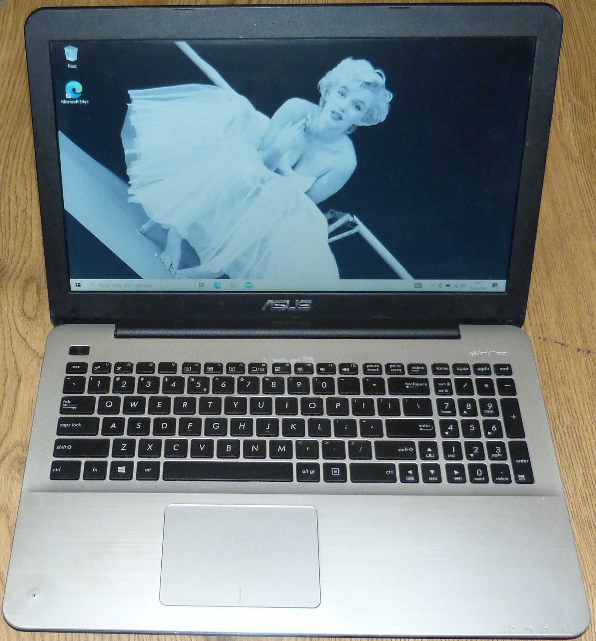 Laptop Asus K555LD GeForce 2 Gb