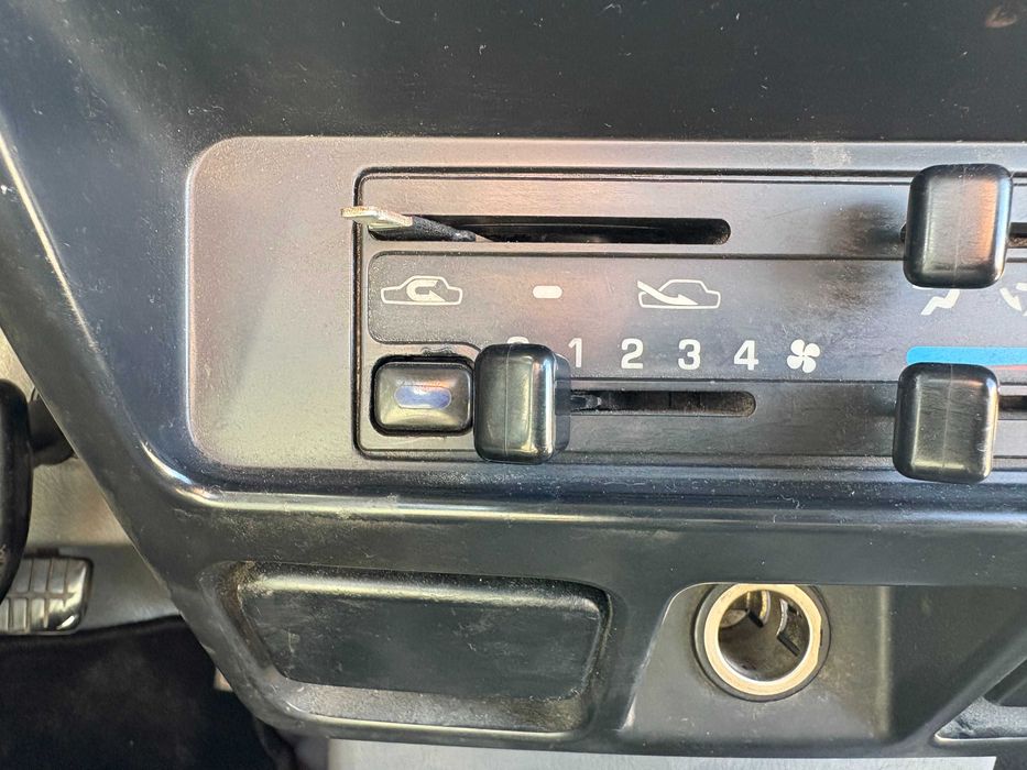 Nissan D22 C/ ar condicionado
