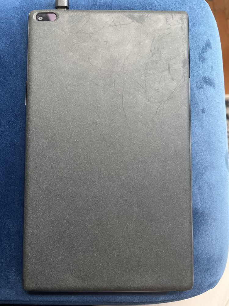 Tablet Lenovo TB-8504X+Etui na tablet