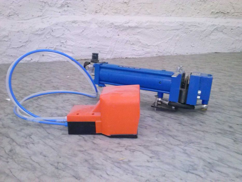 Prasa do wybijania otworów Ponzio, Aluprof, Reynaers, Sapa, WINKHAUS