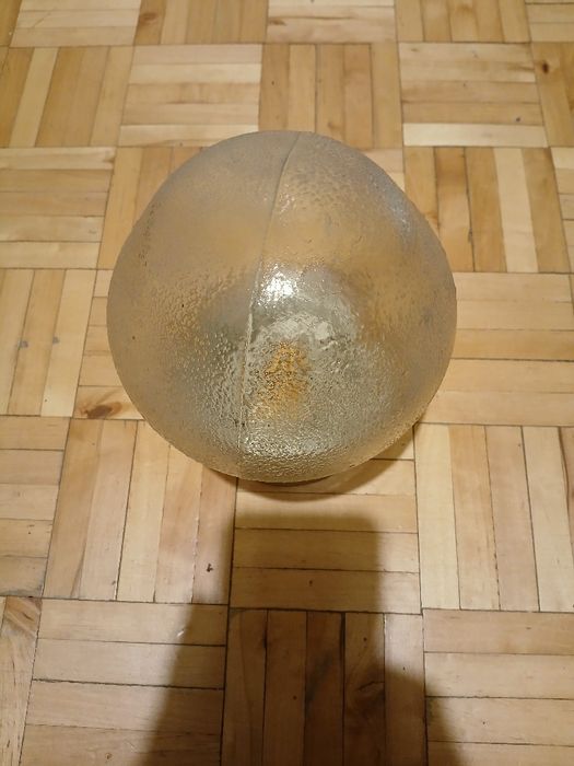 Lampa z czasów PRL