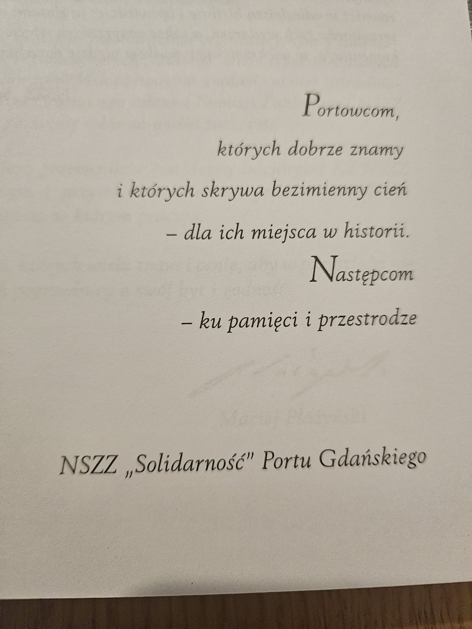 Książka Portowcow gdańskich drogi do wolności NSZZ Solidarność