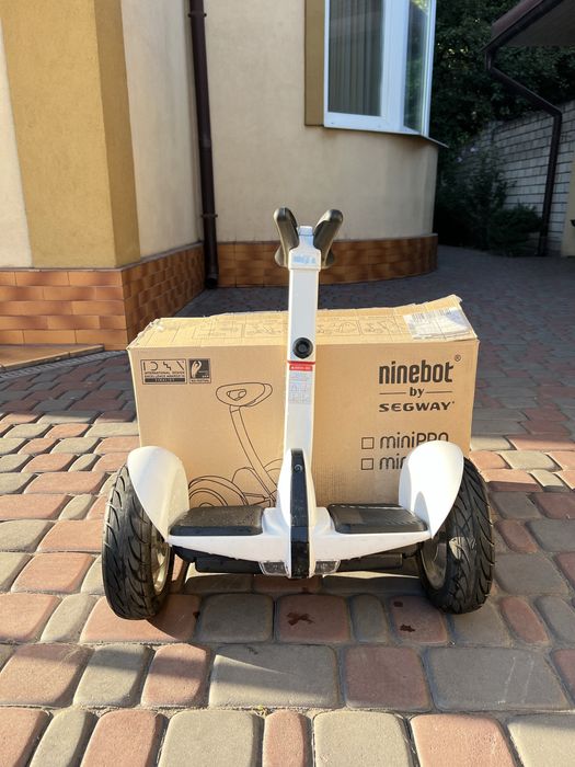 Сигвей гироскутер ninebot mini pro 54V белый с гарантией еще год