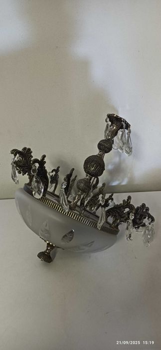 Candeeiro de teto para quarto