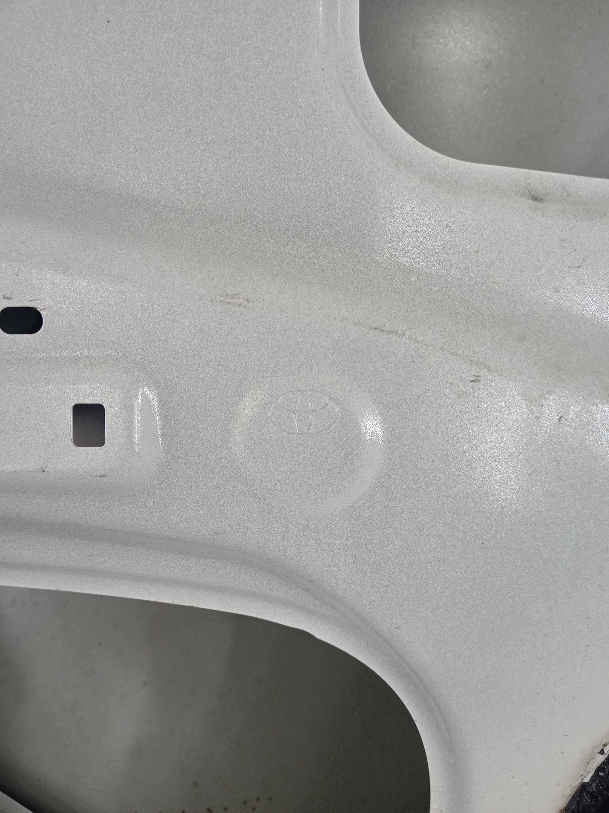 Двері задні праві Toyota RAV4 2013 - 2018