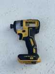 DeWalt DCF887 – zakrętarka udarowa XR 18V