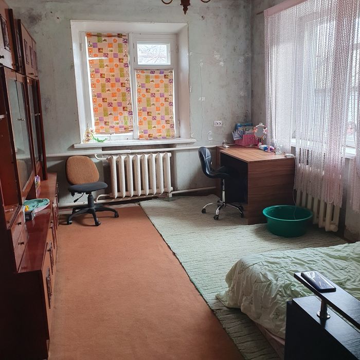 Продам дом Подгородное улица Жовтнева.