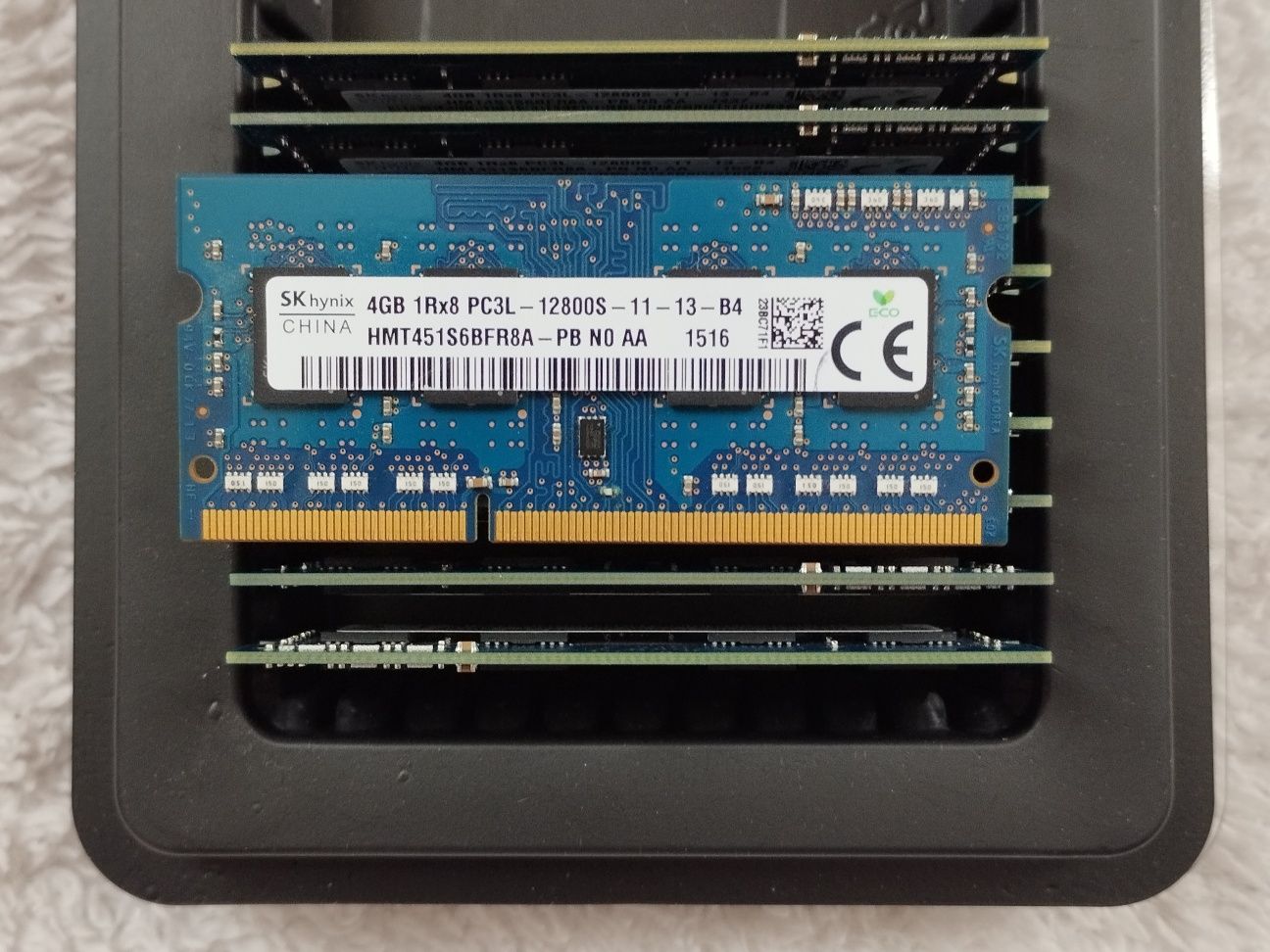 Фирменная память для ноутбука SoDimm DDR3-1600 4Gb SK Hynix, Samsung