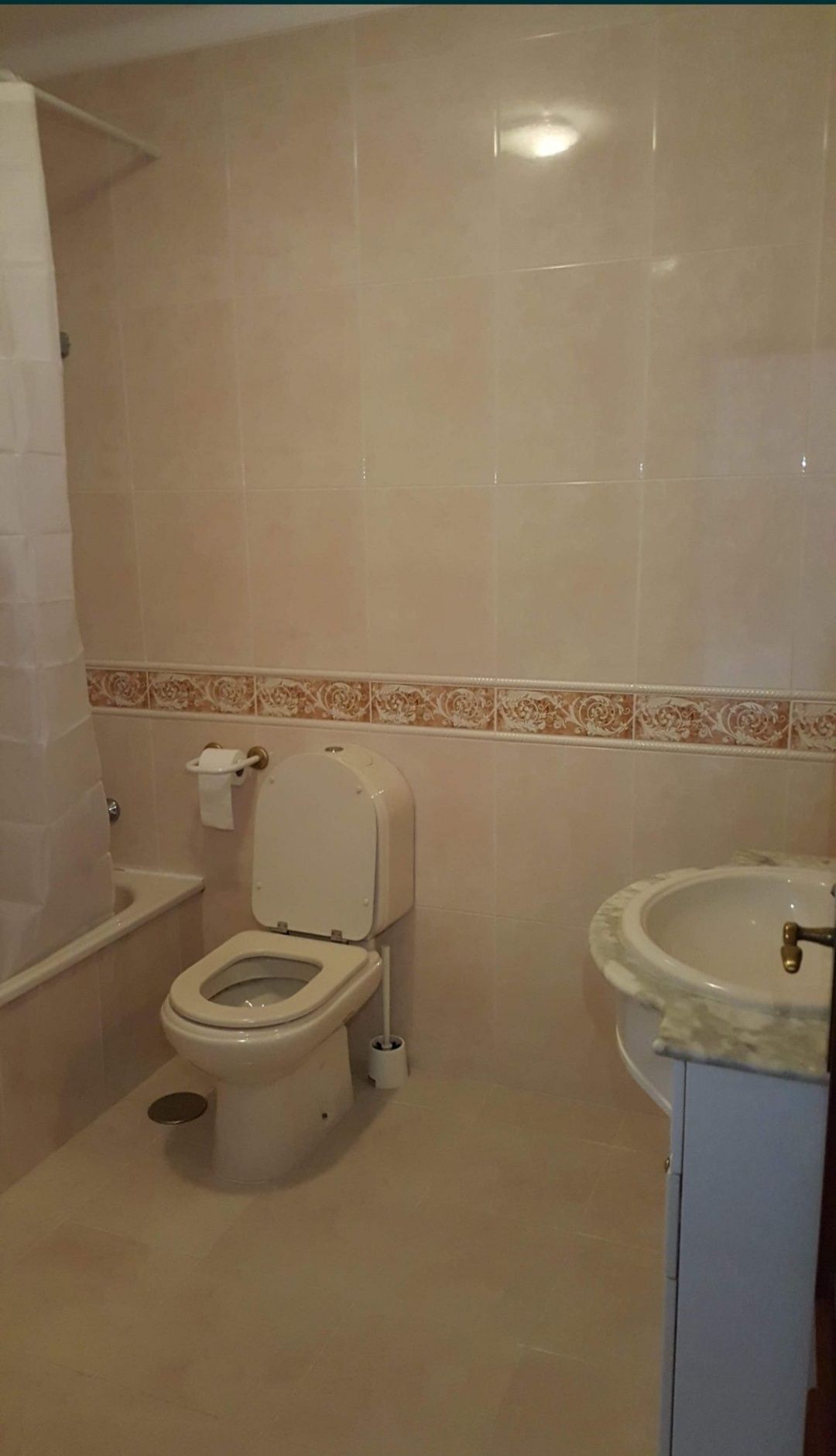 Alugo T6 para férias em Peniche