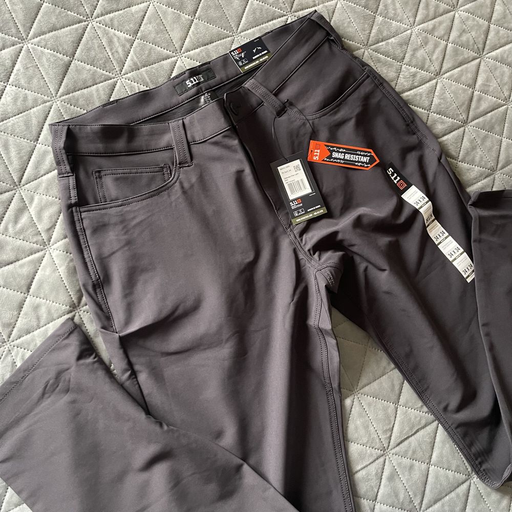 Штани 5.11 tactical Defender-Flex Light Slim Pant розмір 32/32, 34/34