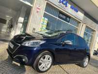 Peugeot 208 1.2 PureTech Signature