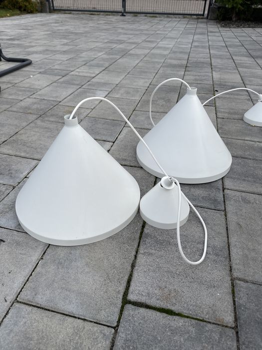 Dwie lampy biale klosze metalowe ikea