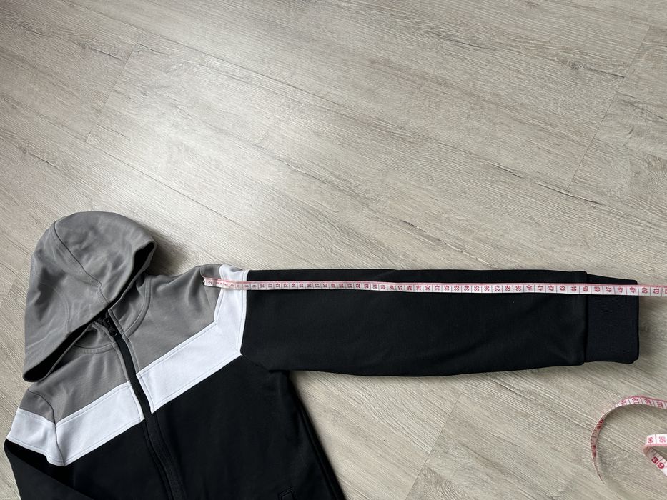 Продам кофту M&S на 140 зріст