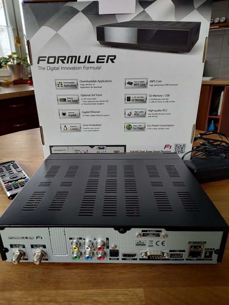 Tuner Dekoder Formuler F1 Enigma 2