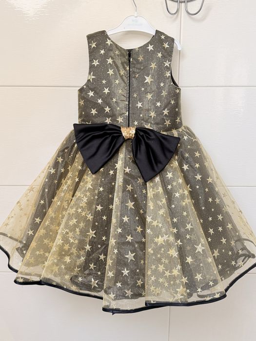 Прокат/оренда суконь костюмів (ялиночка,цукерка,сніжинка/нічка)