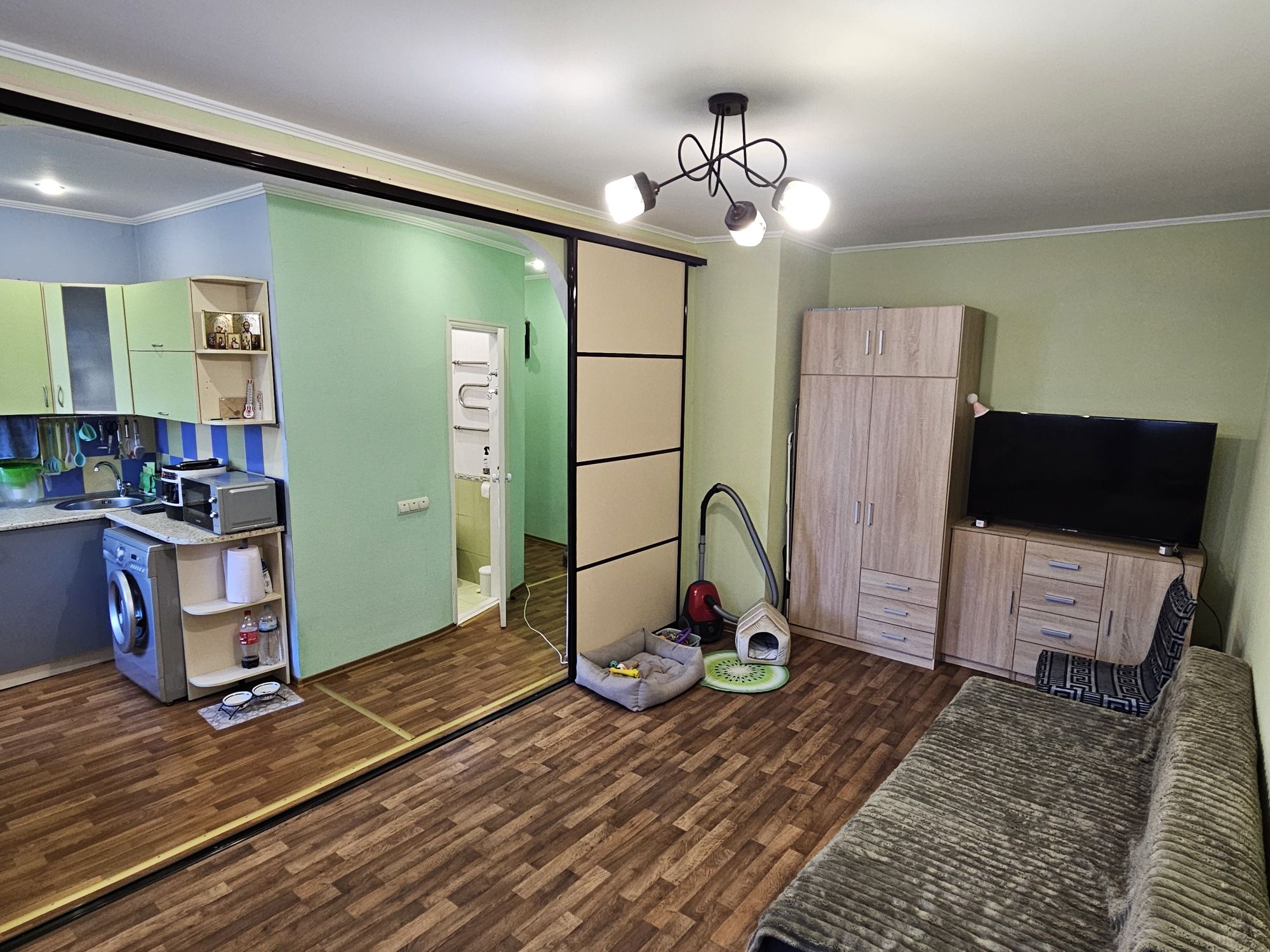 Продаж 1к квартири студія в центрі вул Хрещатик
