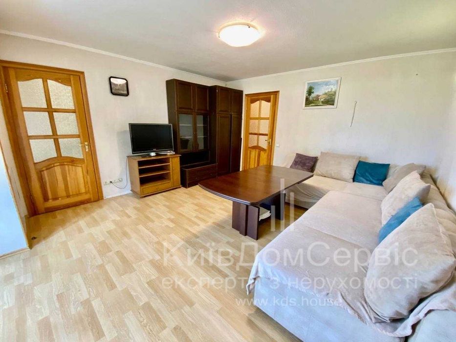 Оренда Предславинська 14 метро Палац Україна Велика