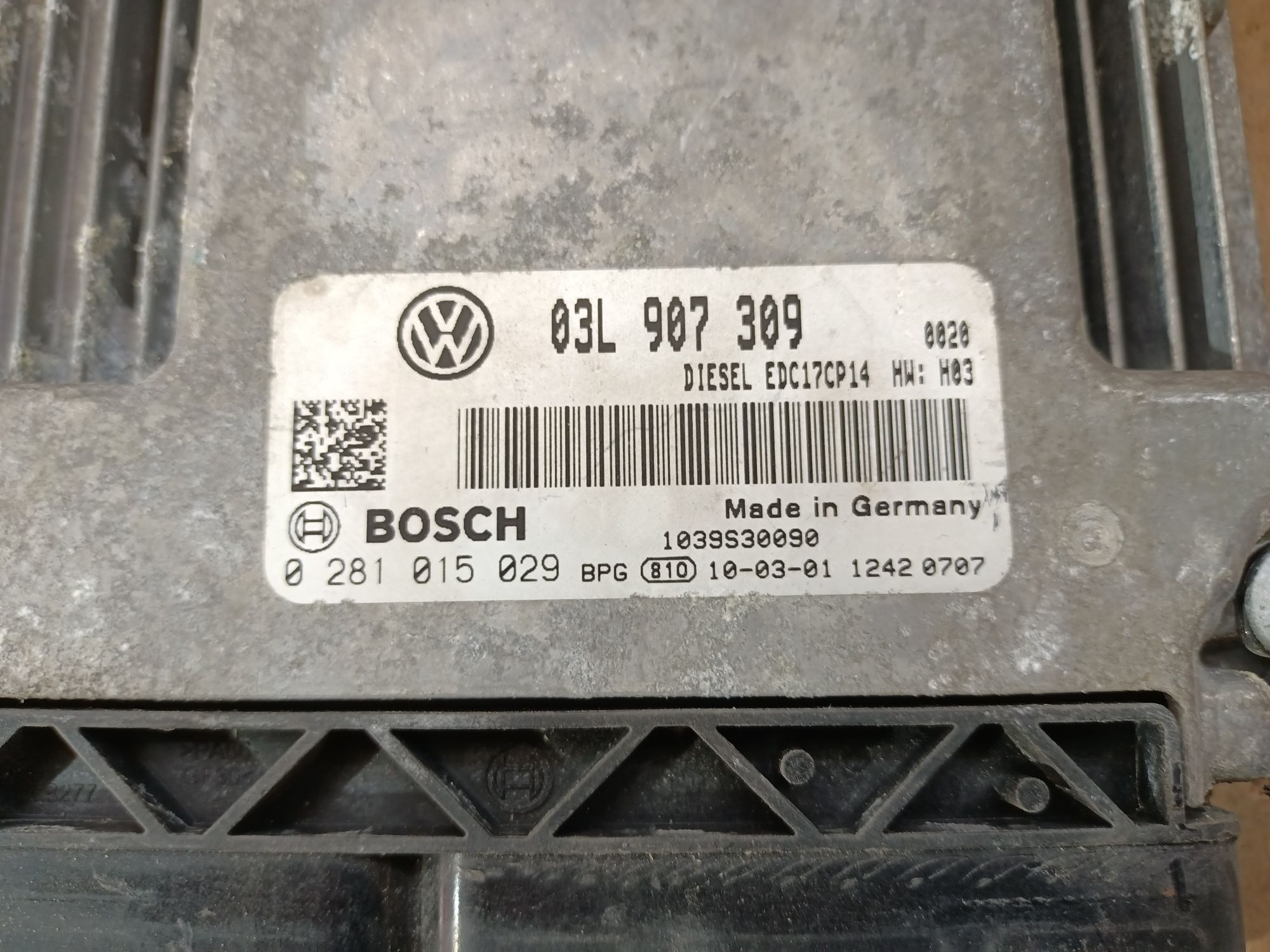 Komputer sterownik silnika 2.0 TDI 140 KM CR VW Passat B6 CC B7 Eos