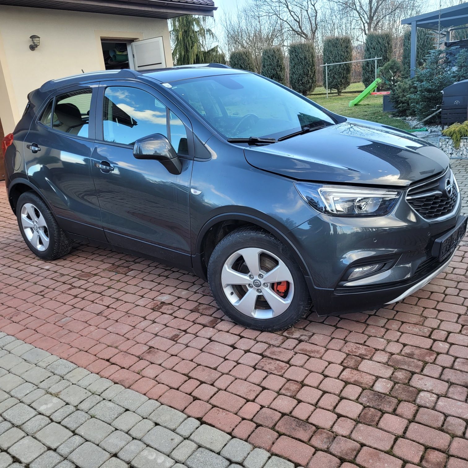 Opel mokka x 1.6 diesel. Niski przebieg
