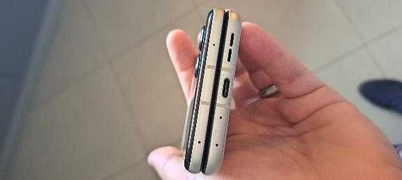 Motorola RAZR 50