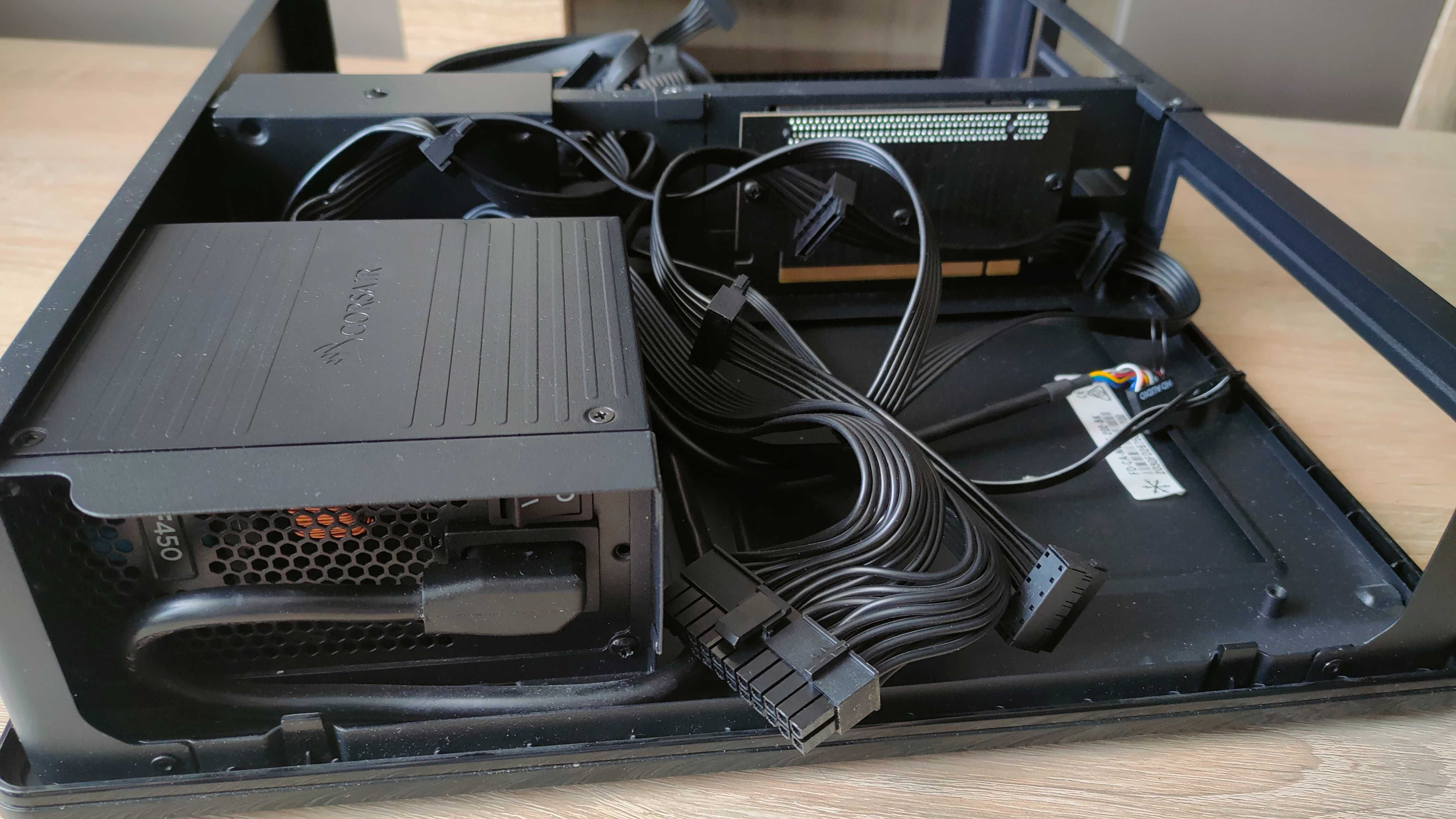 Obudowa ITX + Zasilacz corsair 450W