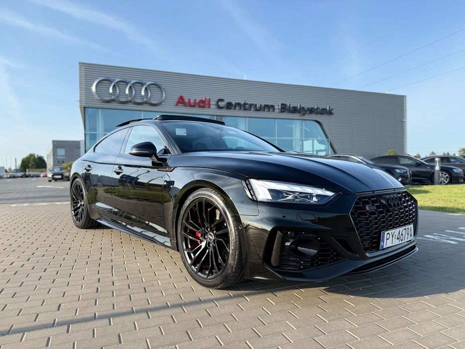 Audi RS5 Sportback Audi RS5 quattro