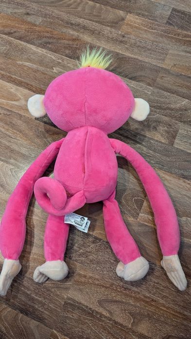 Интерактивная мягкая детская игрушка Обезьянка-обнимашка Белла 42 см